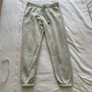 Aritzia TNA boyfriend sweatpants